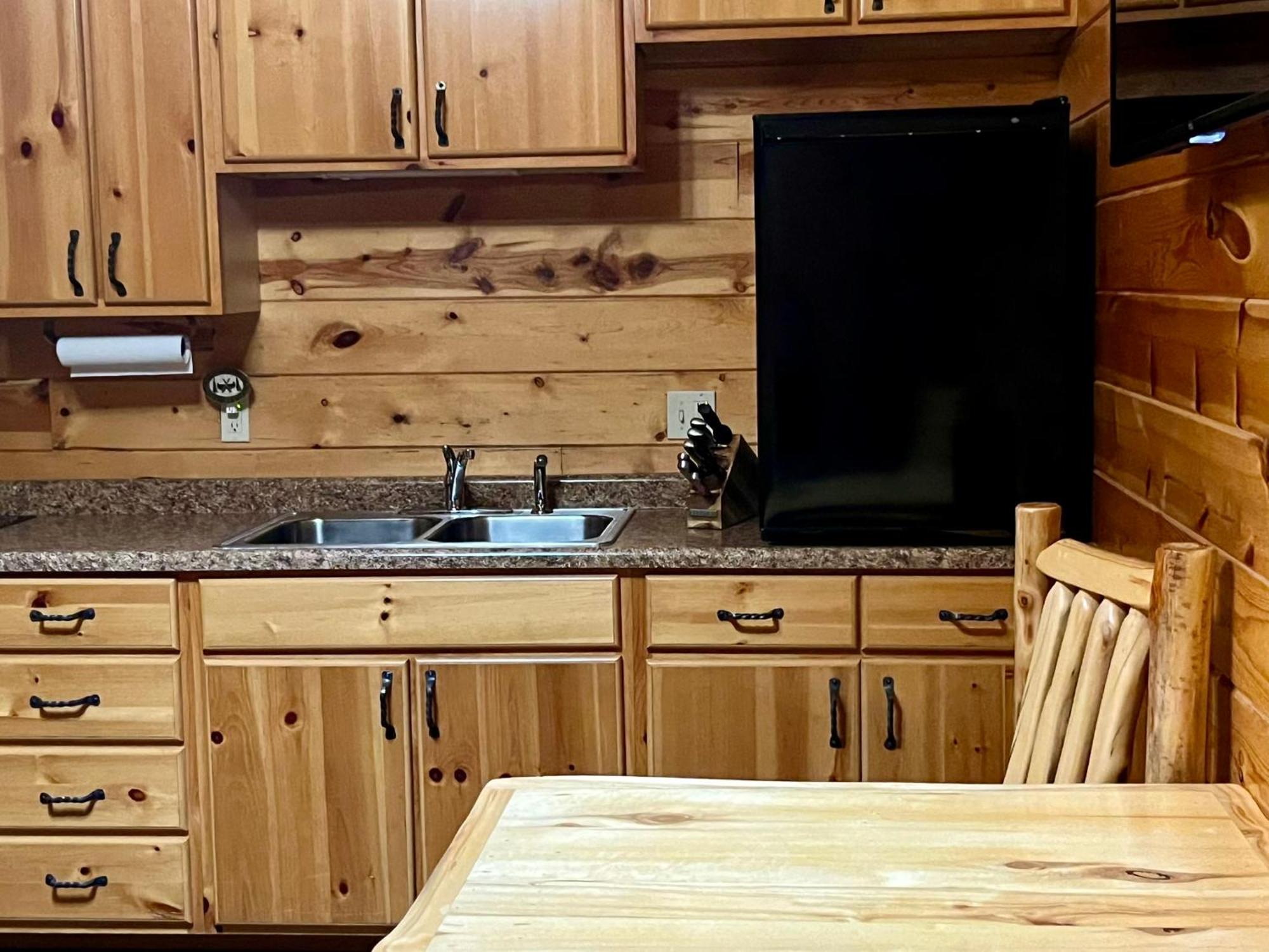 Badlands Frontier Cabins ウォール エクステリア 写真