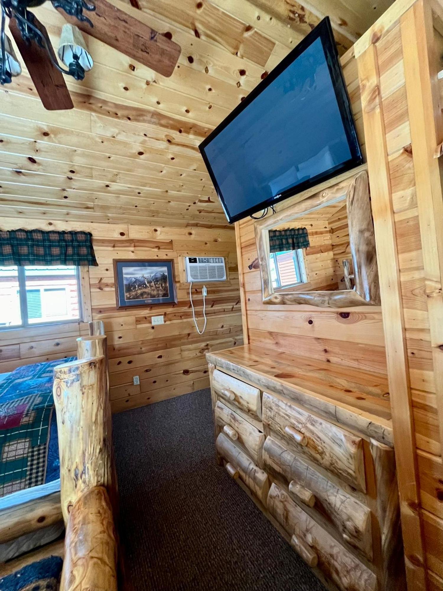 Badlands Frontier Cabins ウォール エクステリア 写真